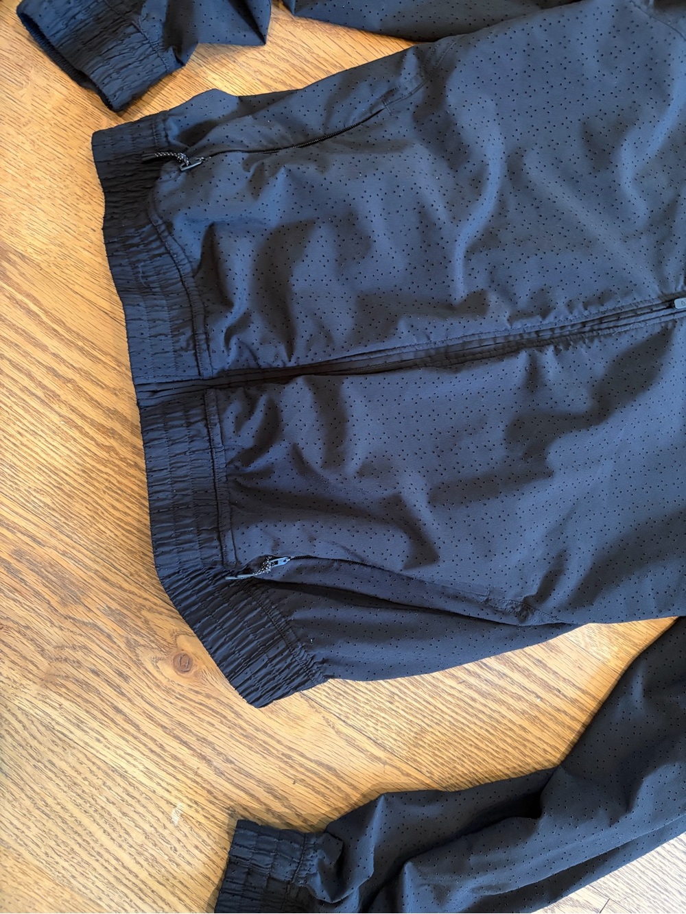 Lululemon Jacket Womens 4 Adapted State Perforated Track Activewear Athleisure - Picture 5 of 7